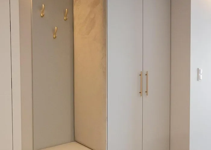 Paradise Apartment *